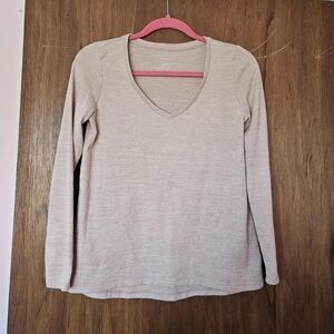 American eagle size medium soft and sexy pink long sleeve top